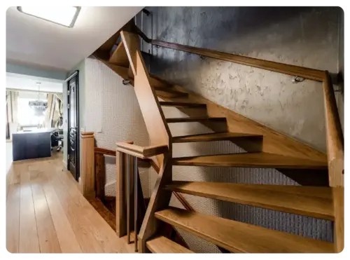 Vitrificateur escalier