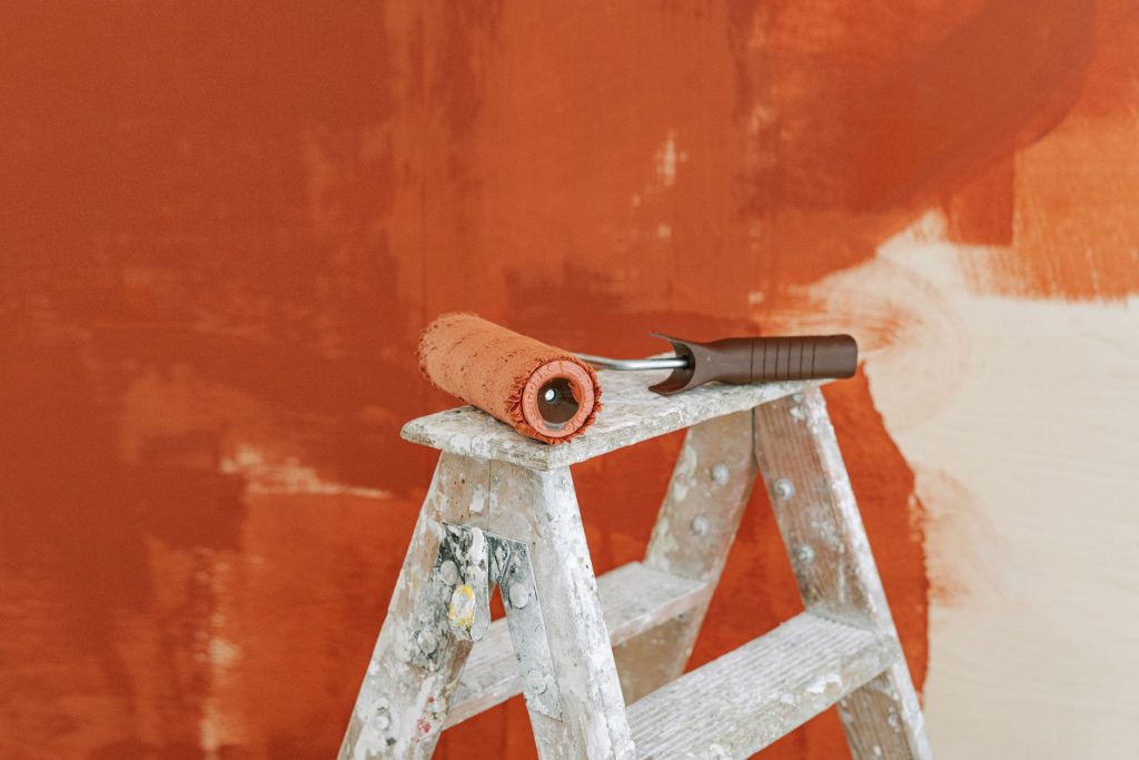 Peinture mate ou satinée : le bon choix pour vos murs